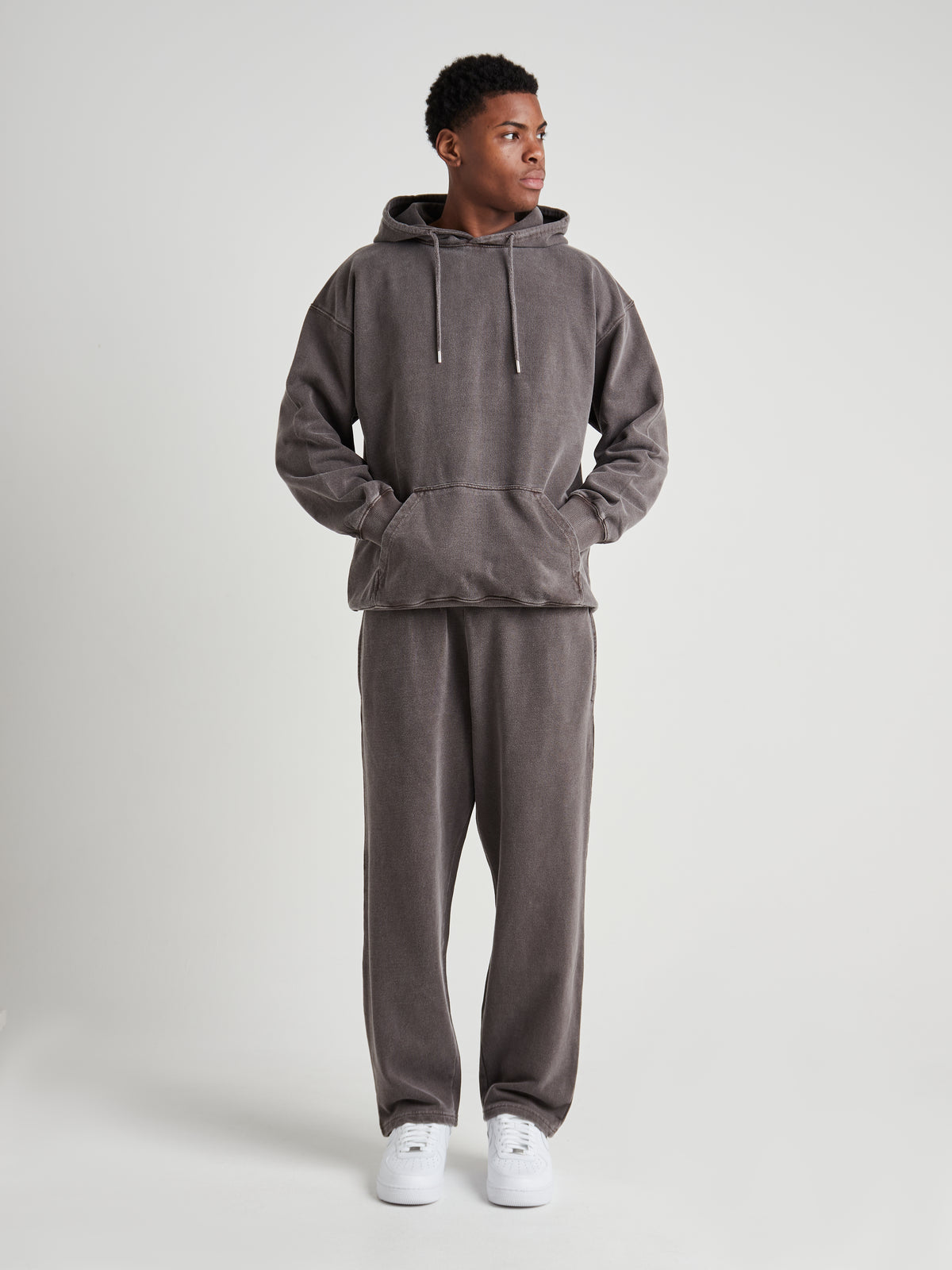 Tailored Straight-Leg Joggers - Espresso Brown Wash-3