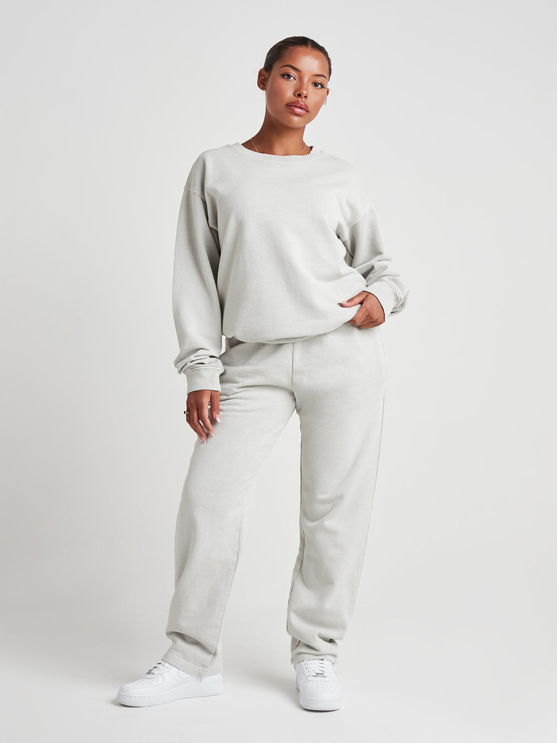 Tailored Straight-Leg Joggers - Silver Birch Wash-3