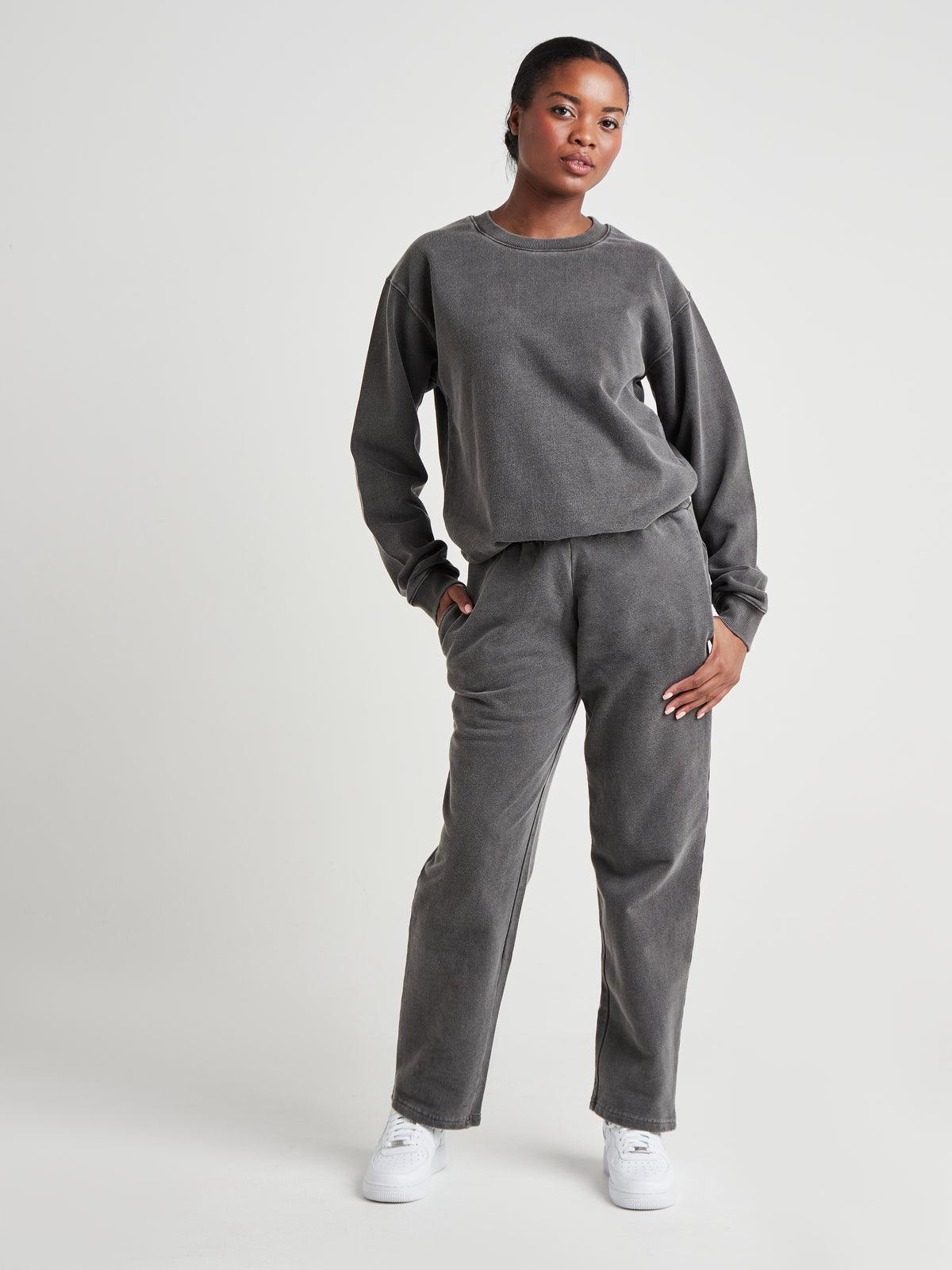 Washed Crew Neck Sweatshirt - Vintage Charcoal Wash-9