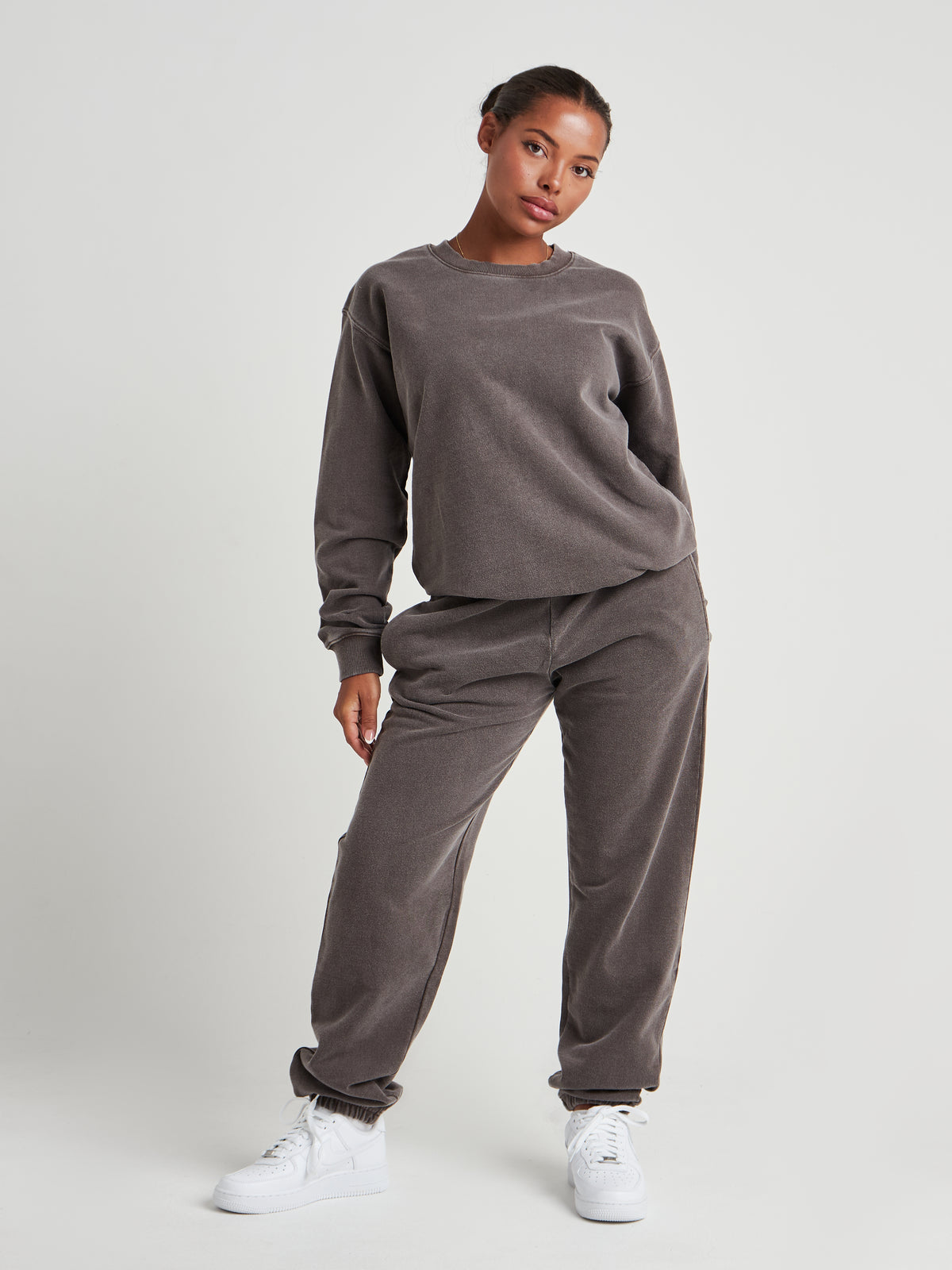 Washed Crew Neck Sweatshirt - Espresso Brown Wash-9