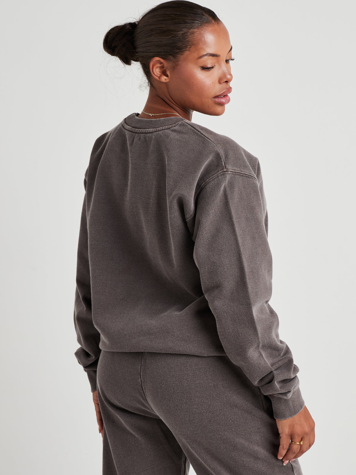 Washed Crew Neck Sweatshirt - Espresso Brown Wash-8