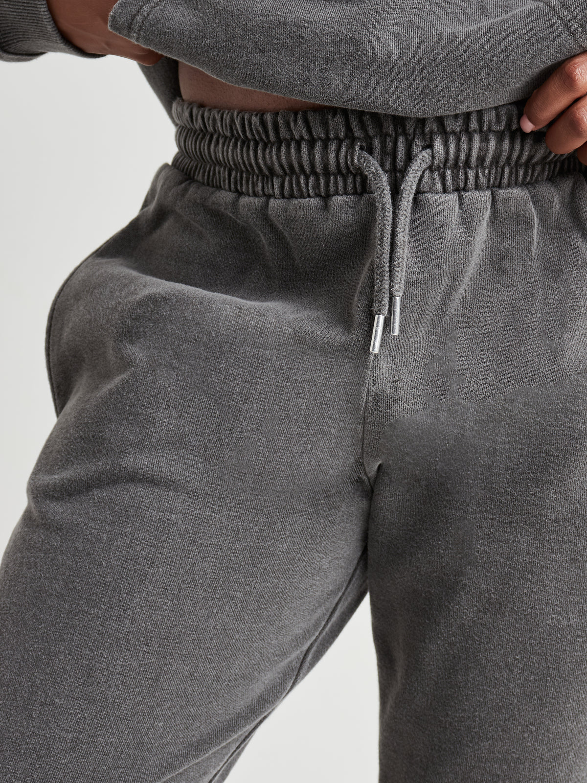 Relaxed Sculpted Cuff Jogger - Vintage Charcoal Wash-9