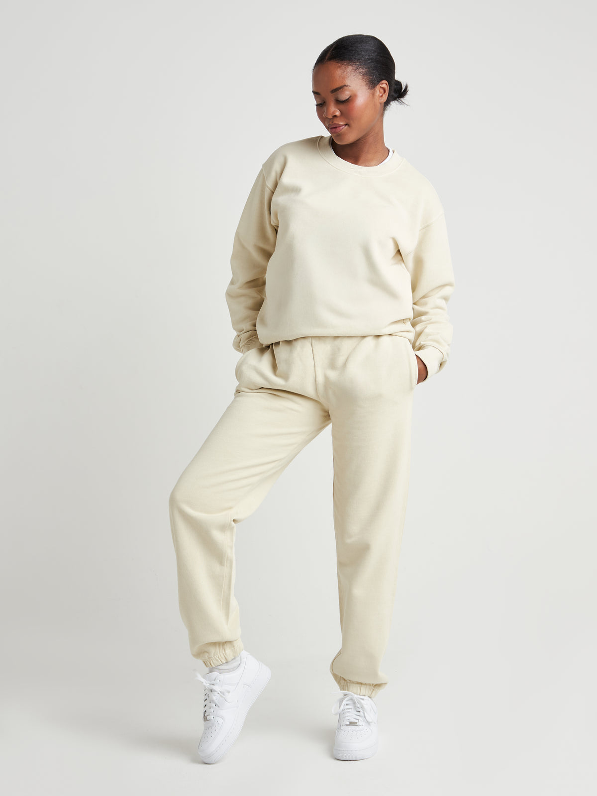 Relaxed Sculpted Cuff Jogger - Cream Pearl Wash-3