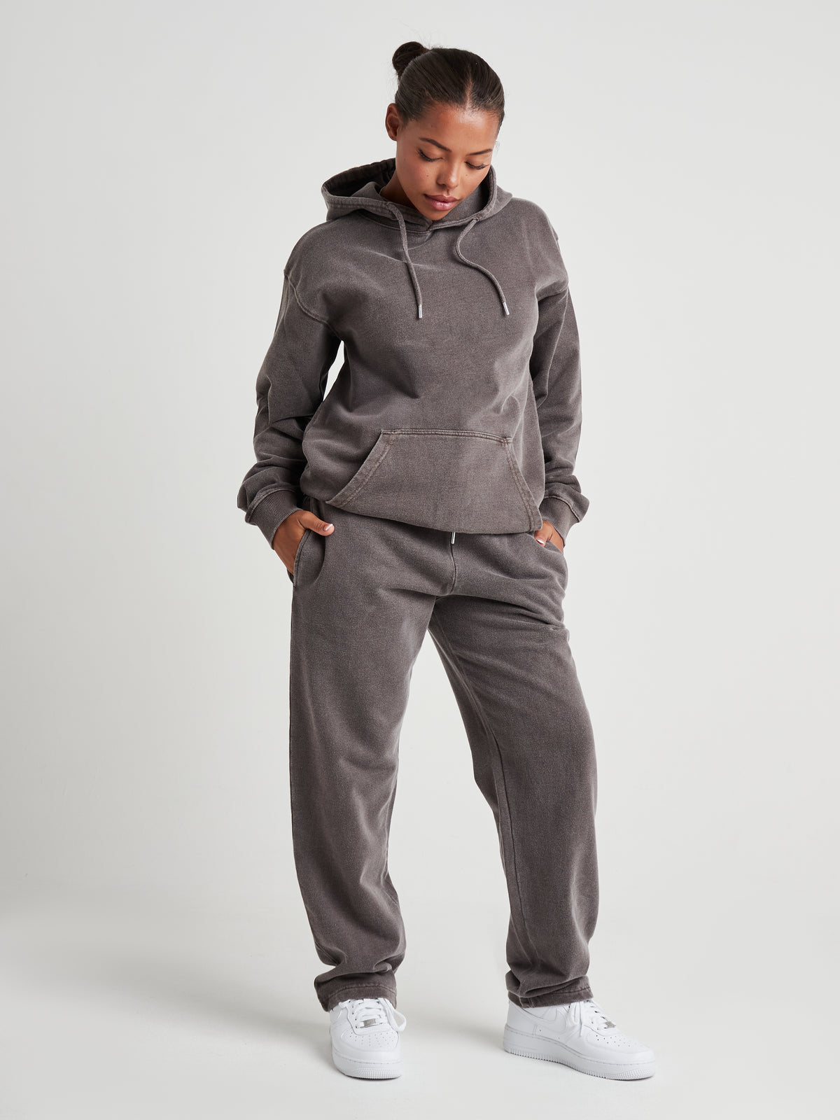 Tailored Straight-Leg Joggers - Espresso Brown Wash-6